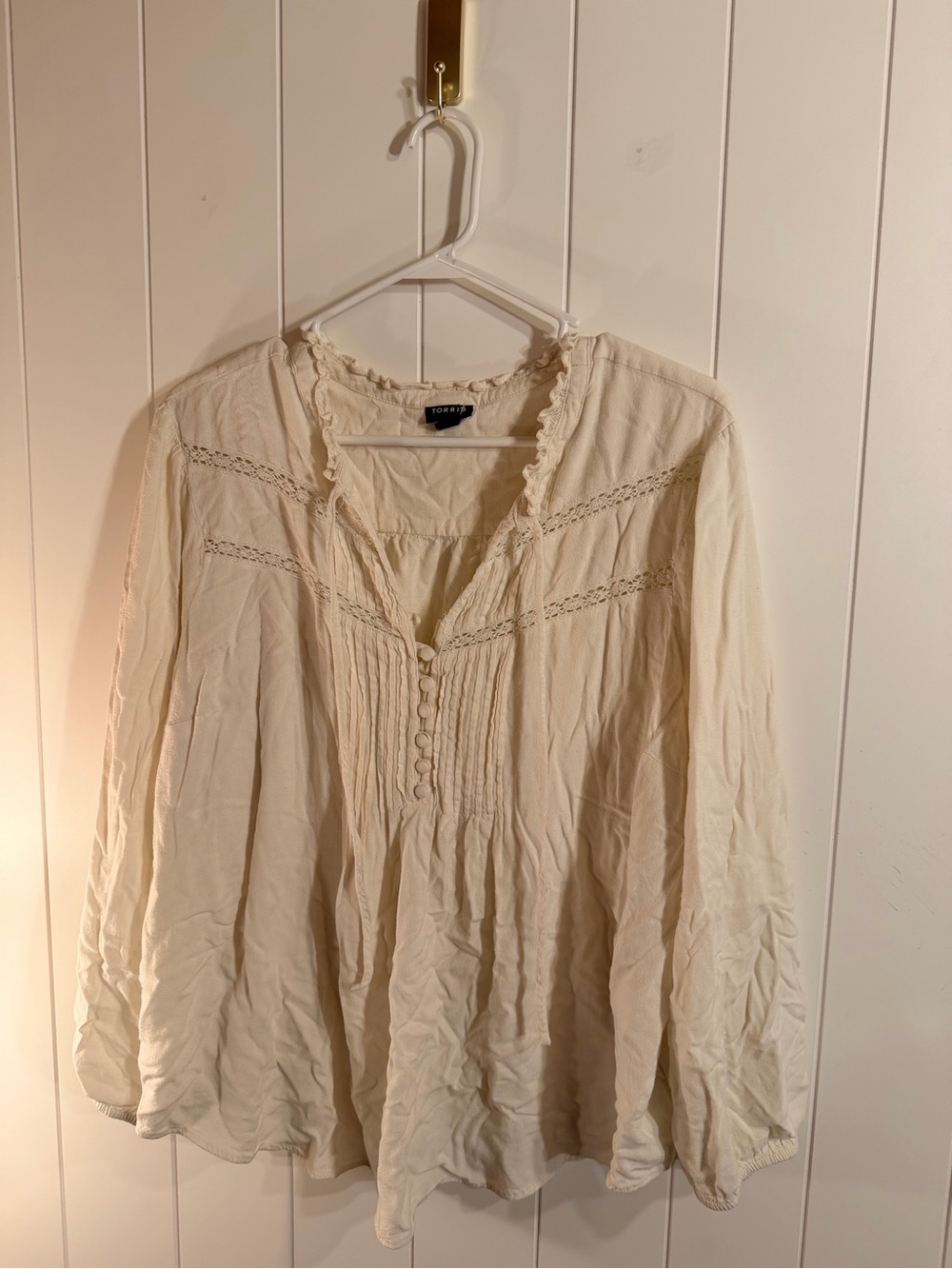 torrid Cream Lace-Trim Peasant Blouse